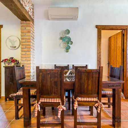 Casa Patricia 公寓 内尔哈